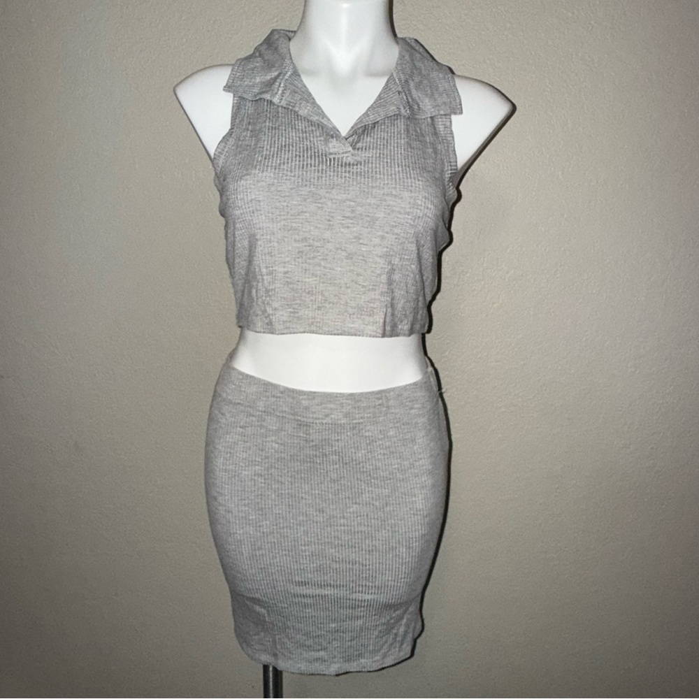 Almost Famous Light Gray Ribbed Skirt Set